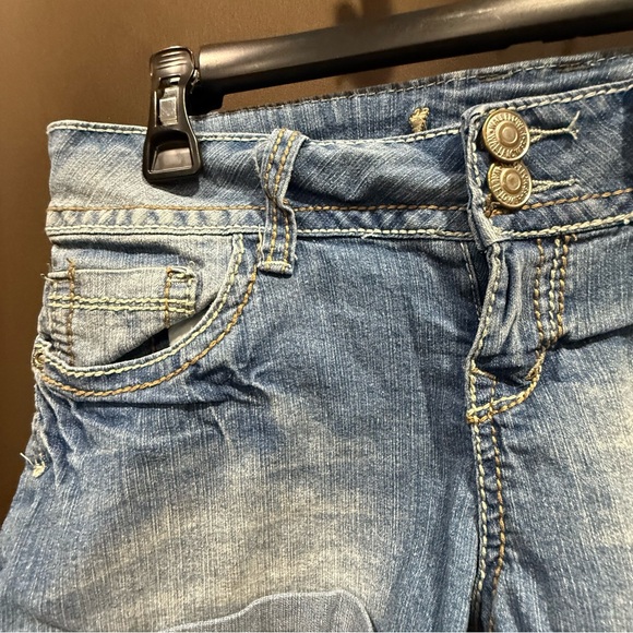 Wallflower Light Blue Jean Shorts - Picture 4 of 7